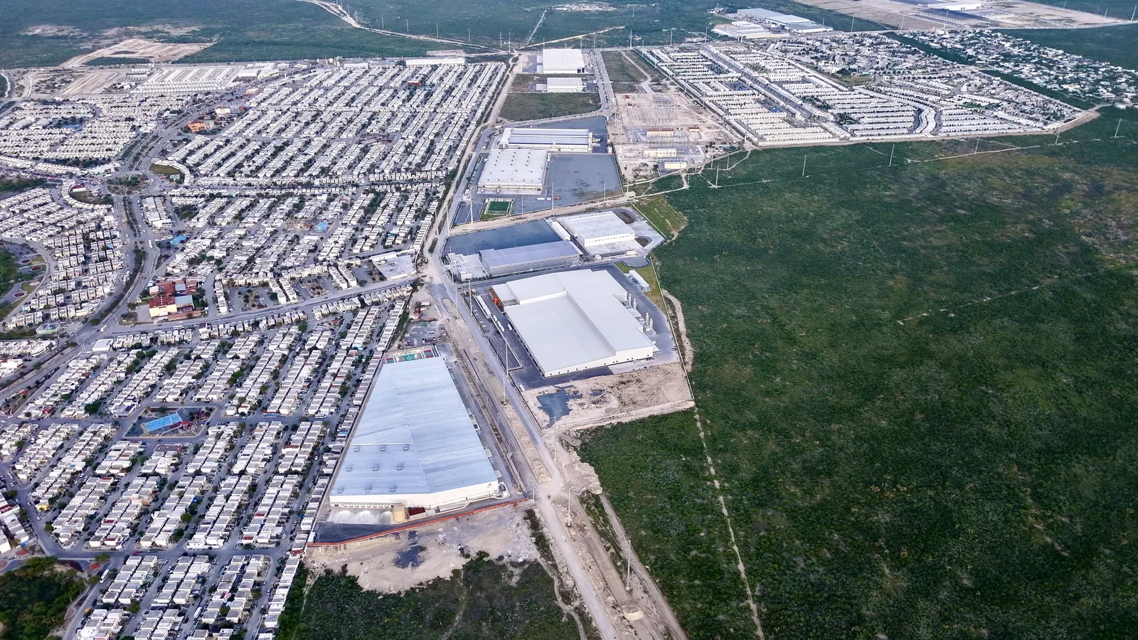 Vista aérea de Mirador Apodaca y su entorno urbano en Apodaca, Nuevo León